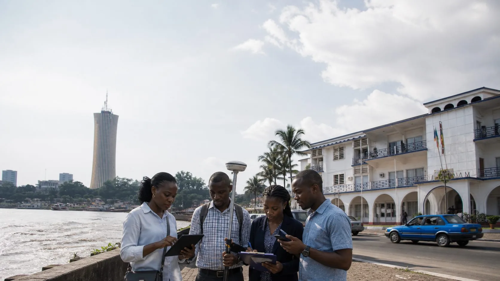 Brazzaville — Tour Nabemba et mairie